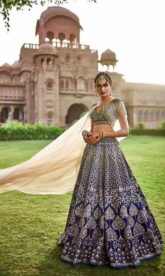 Cape-Style Dupattas Bridal Lehenga Trends - Cape-Style Dupattas