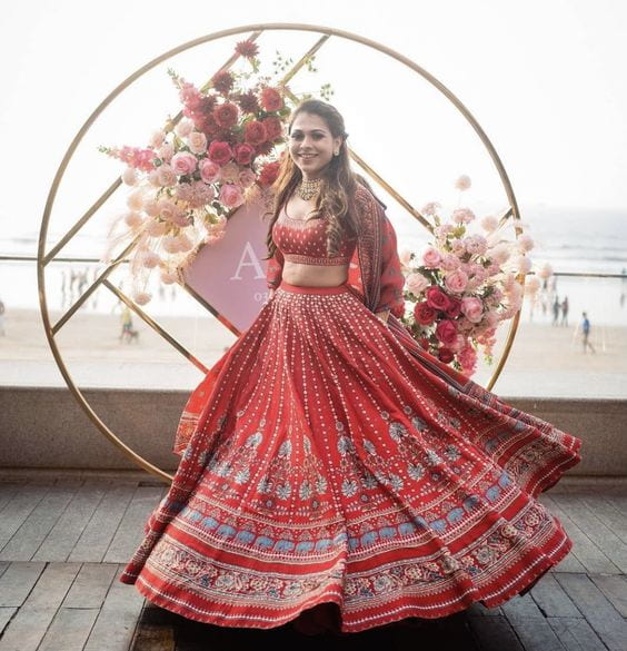 Lightweight Embroidered Materials Bridal Lehenga Trends - Lightweight Embroidered Materials