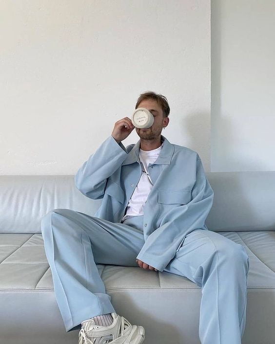 17. Pastel and Earthy Hues 17. Pastel and Earthy Hues - Men's Fashion Trends