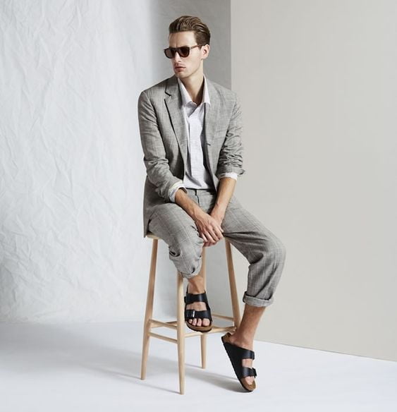 4. Suit with Sandals 4. Suit with Sandals - Men's Fashion Trends