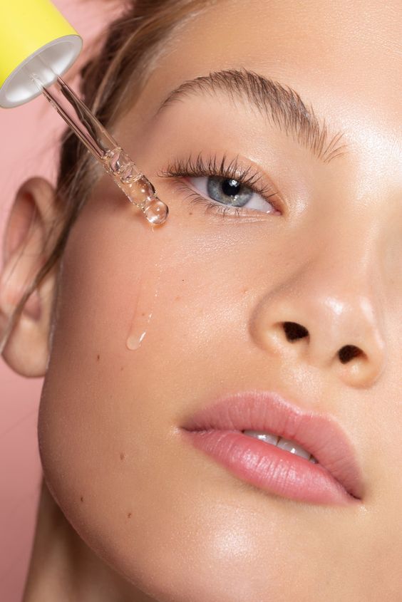 Leaves a Hydrating Effect on the face Leaves a Hydrating Effect on the face