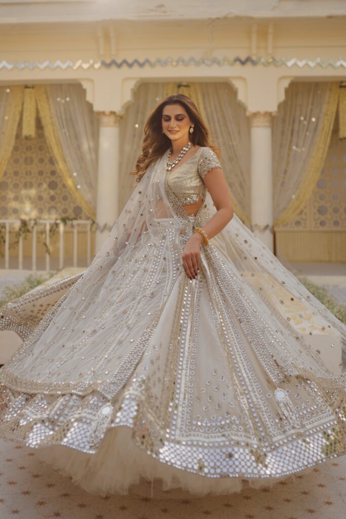 How to Choose Lehenga Cholis How to Choose Lehenga Cholis
