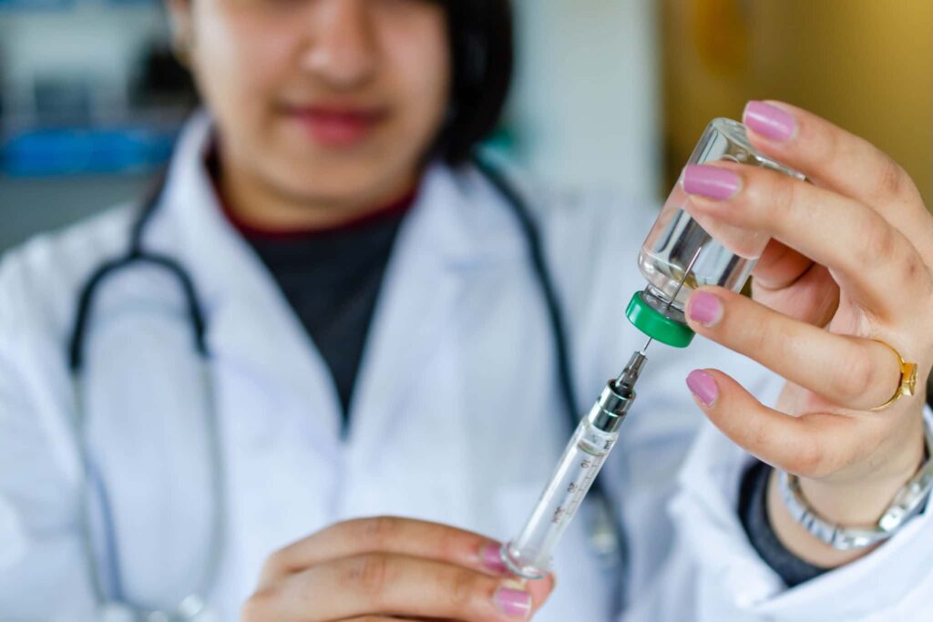 Stay updated on advised vaccines Stay updated on advised vaccines