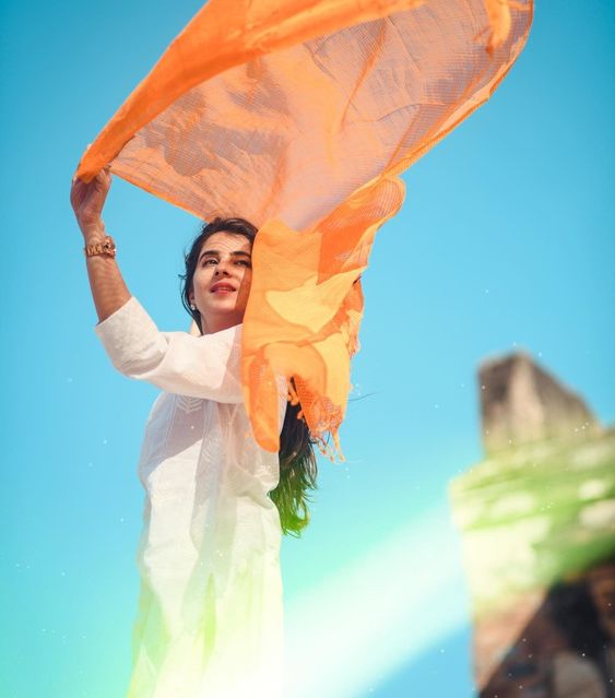How can women style outfits for this Republic Day Republic Day Outfit Ideas