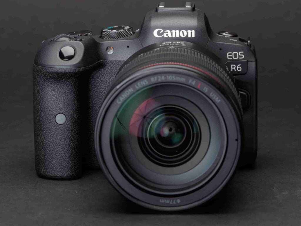 Canon EOS R6 Canon EOS R6