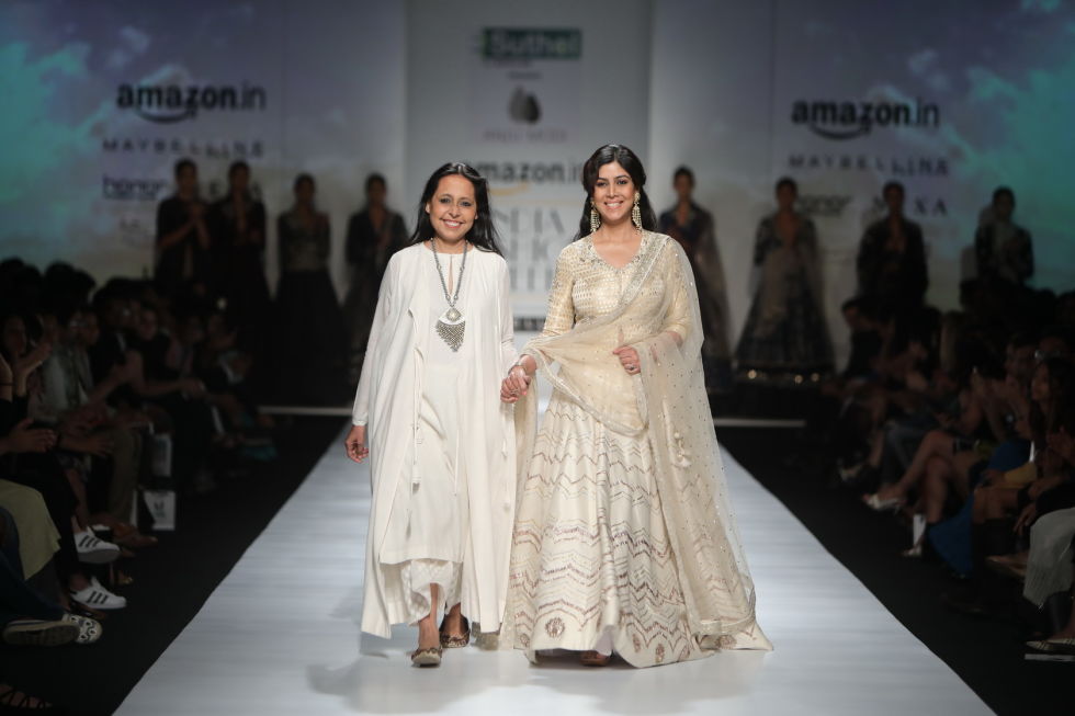 Anju Modi top fashion designers in india - Anju Modi