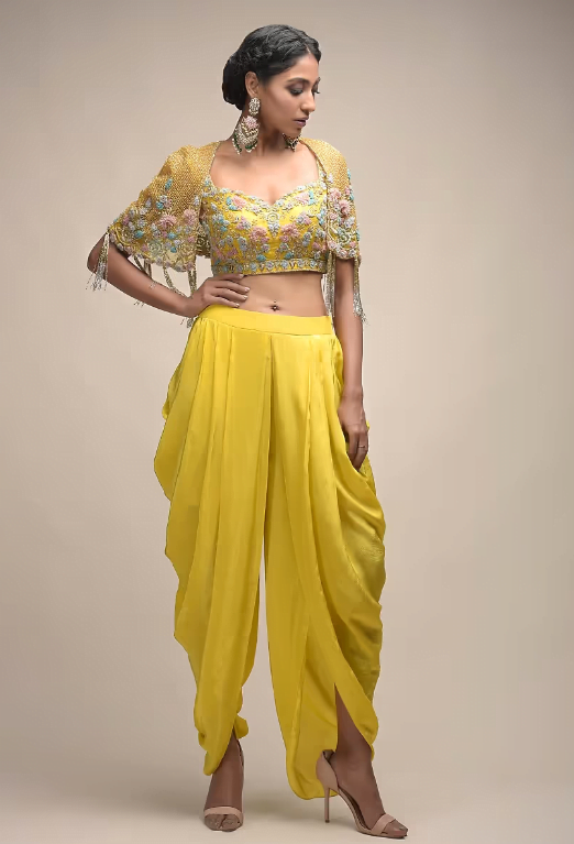6. The Comfy Look: Dhoti Pants with Crop Top 6. The Comfy Look: Dhoti Pants with Crop Top