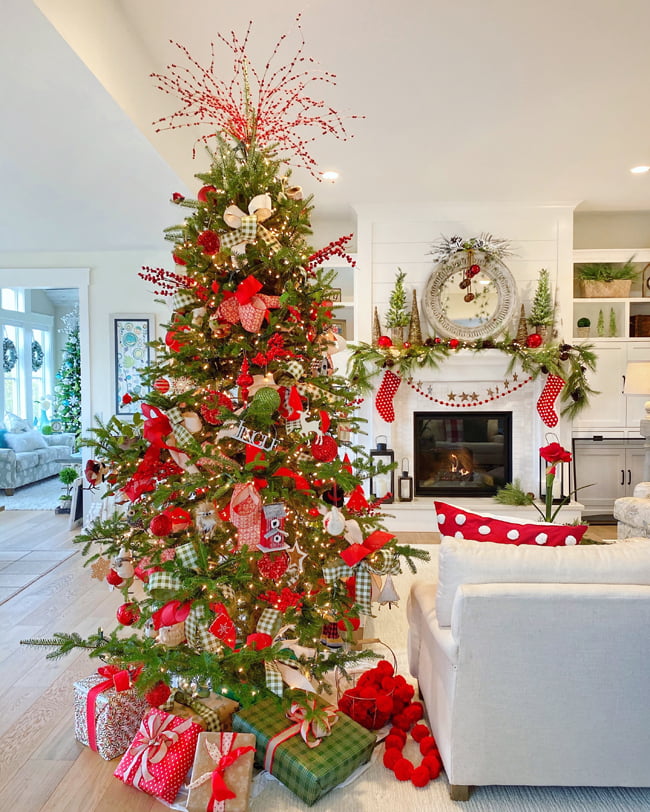 Best Christmas Decorations Ideas to Make Your Home Merry and Dazzling
