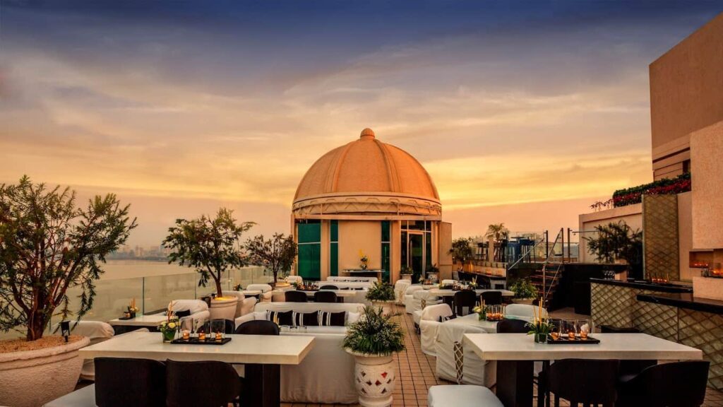 10. Dome, Marine Drive 10. Dome, Marine Drive - Romantic Restaurants in Mumbai