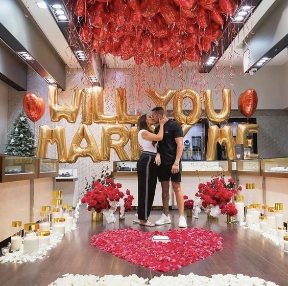 21. In an Intimate Setting at Home 21. In an Intimate Setting at Home