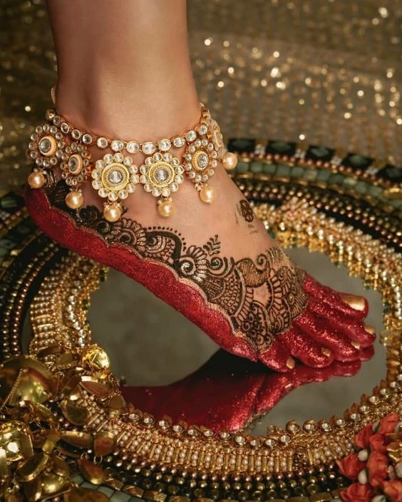 4. Jeweled Bride Leg Mehndi Designs 4. Jeweled Bride Leg Mehndi Designs
