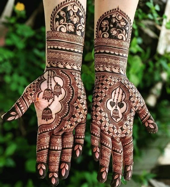 Mehndi Designs with Latkans and Palkhi 1 Mehndi Designs with Latkans and Palkhi 1