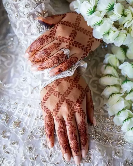 5. Net Ring Ceremony Mehndi Designs for Engagement Bride
