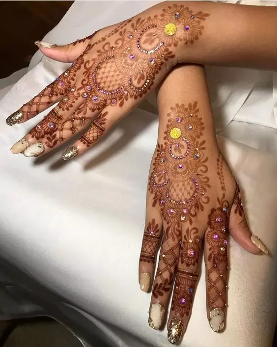 24. Pearl Ring Ceremony Mehndi Designs for Engagement Bride