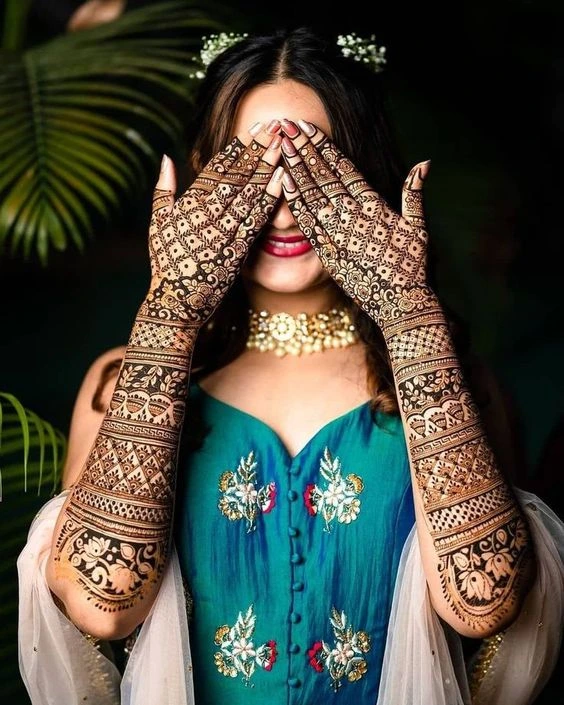 Symmetric Mehndi Design 2 Symmetric Mehndi Design 2