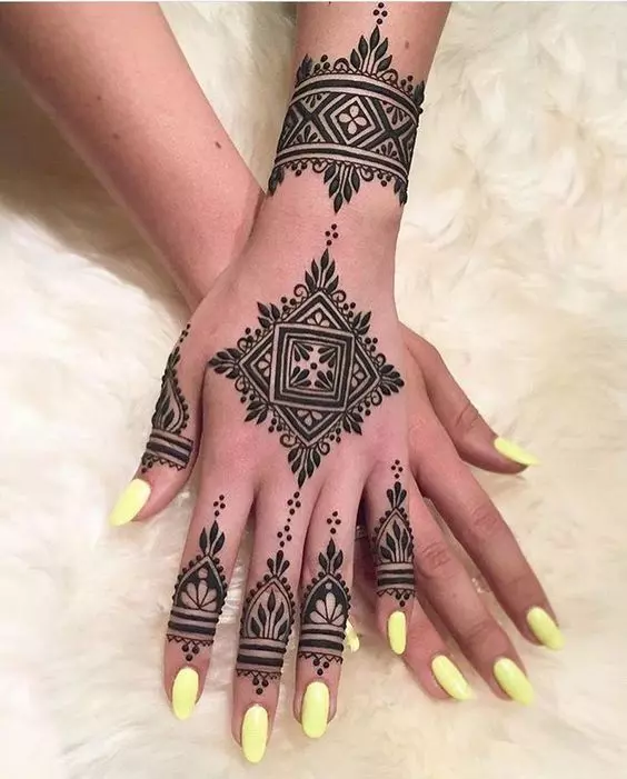 16. Tribal Ring Ceremony Mehndi Designs for Engagement Bride