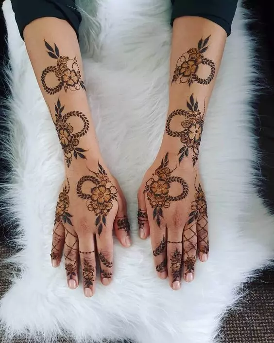 25. Vine Ring Ceremony Mehndi Designs for Engagement Bride