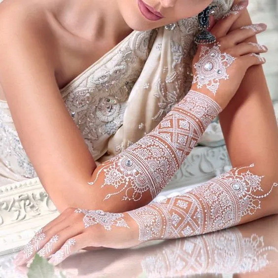 White Mehndi Design 1 White Mehndi Design 1
