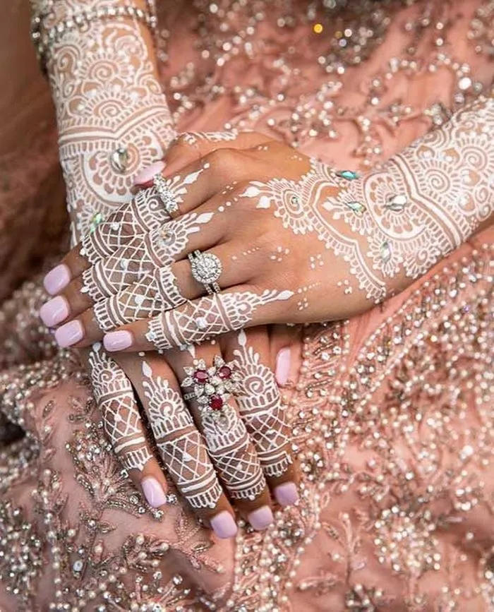 White Mehndi Design 2 White Mehndi Design 2