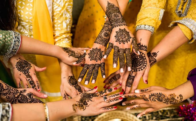 Mehndi Designs for Brides