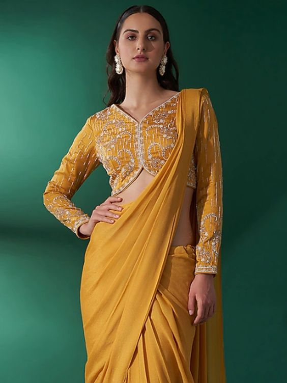 17. Plain Mustard Yellow Saree 17. Plain Mustard Yellow Saree - Haldi Outfit Ideas