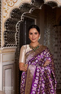 PURPLE HANDWOVEN BANARASI KADHUA SILK SAREE