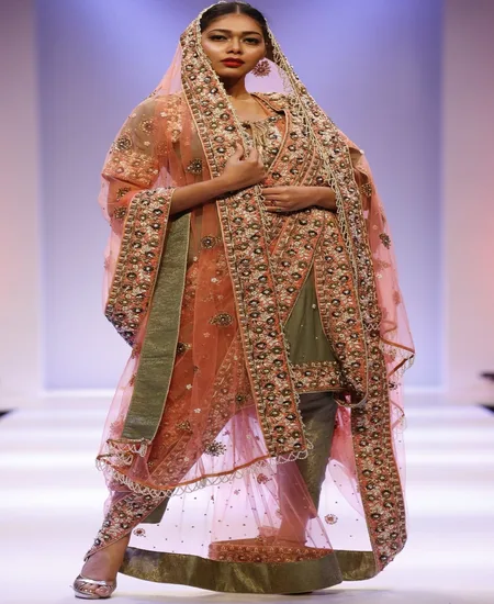 Hyderabad Khada Dupatta Drape - Dupatta ideas for lehenga