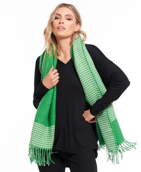 Scarf Basic Drape