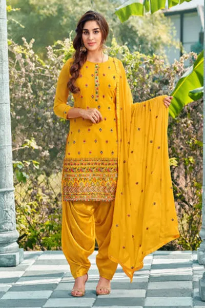 Punjabi Salwar Suit