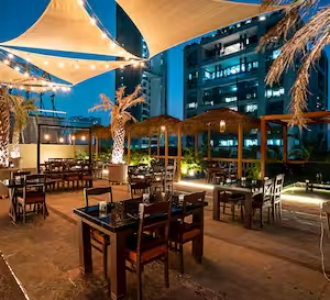 Praisa - Romantic Restaurants in Mumbai