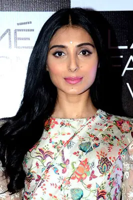 Top Fashion Designers In India - Pernia Qureshi