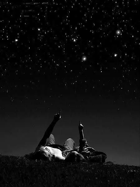 Stargazing Picnic - Valentine's Day Celebration Ideas