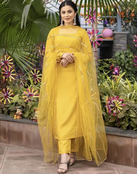 Long Kurti - Wedding Guest Outfit Ideas