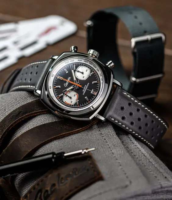 Racing Watch - types of watch